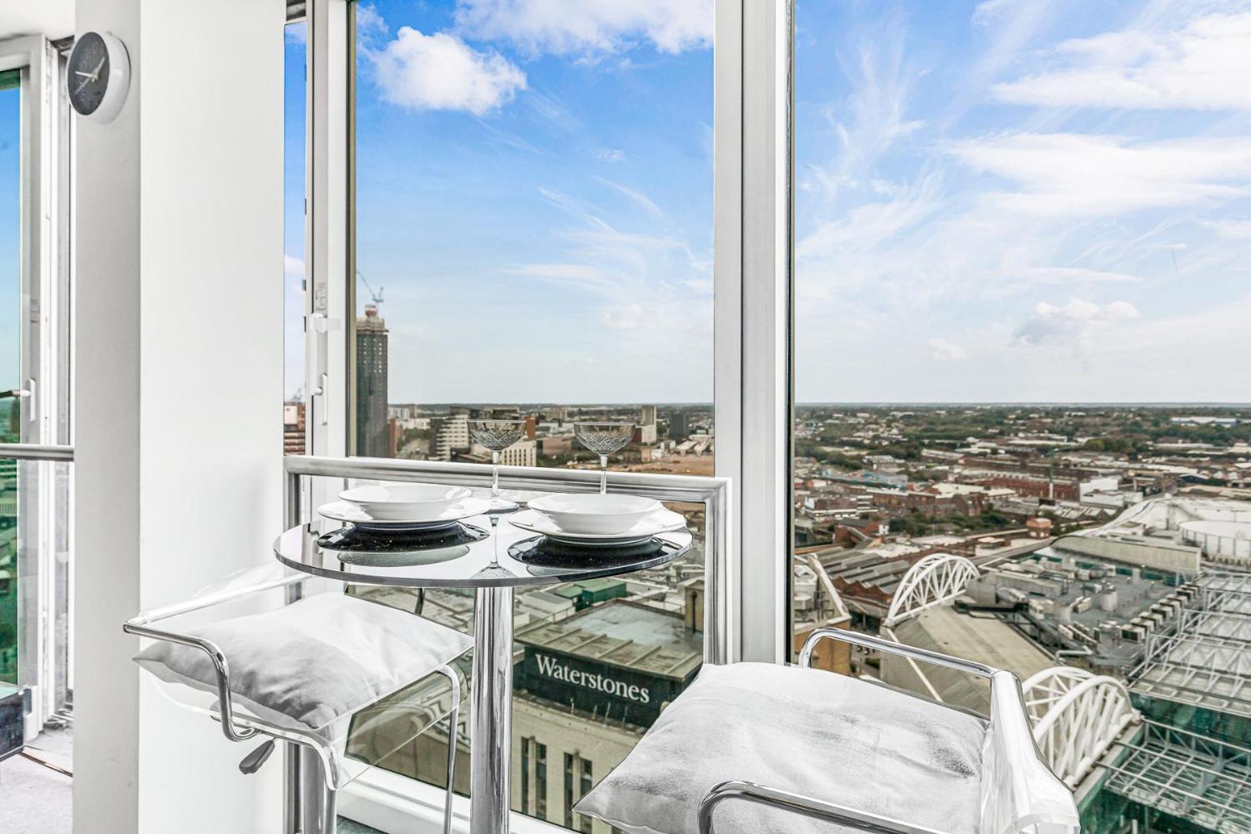 2-Bed Studio At The Heart Of Birmingham City Center 外观 照片